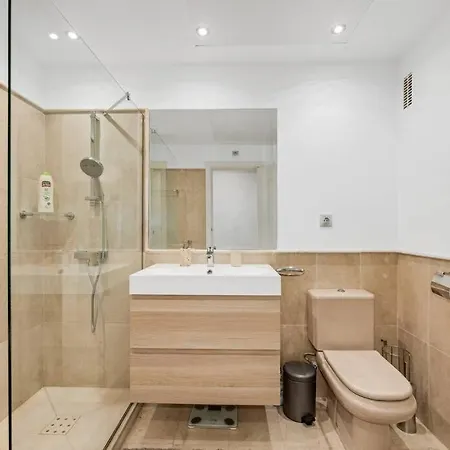 Lägenhet Gorgeous Apartment, 3br With Pool And Terrace Estepona